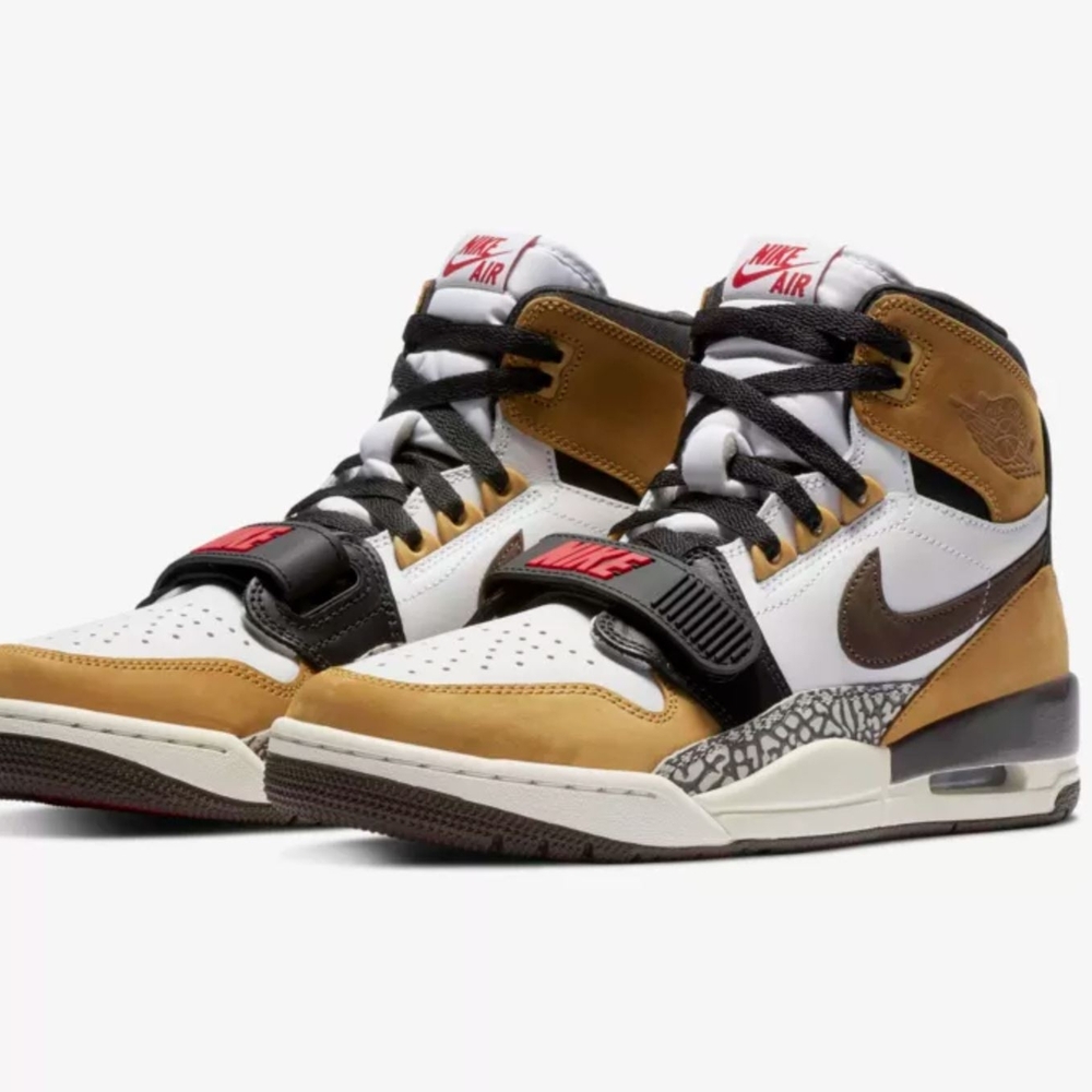 Nike Air Men's Sneakers - Brown, White, Black